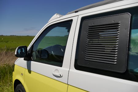 Airvent Lüftungsgitter Exclusiv für T6, T5 mit Original-VW-Schiebefenster - linke Seite (hinter Fahrersitz) 