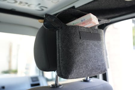 Conny Kopfstütztasche - der Stauraum für deine Kopfstütze