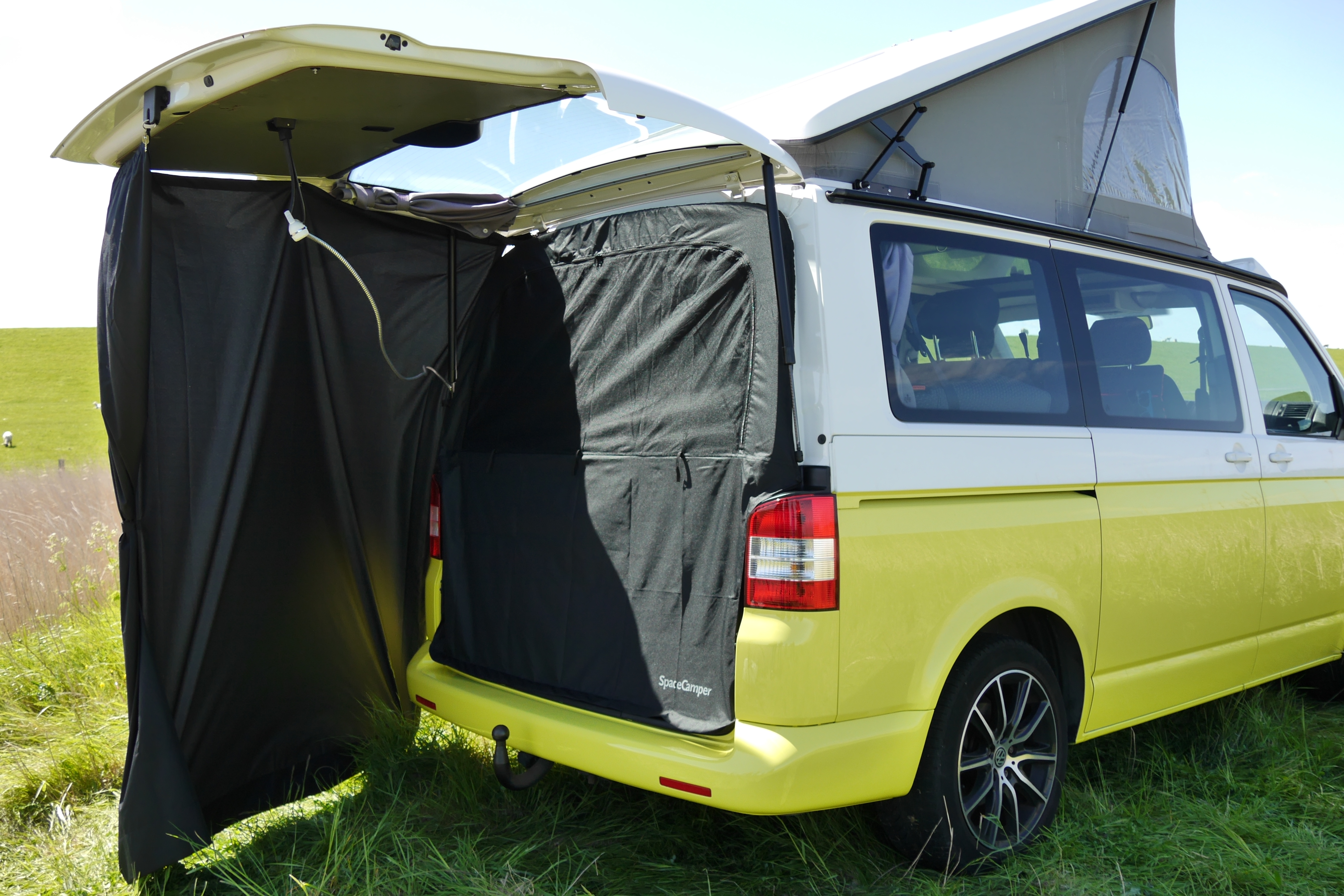 Vw t5 outlet tailgate awning